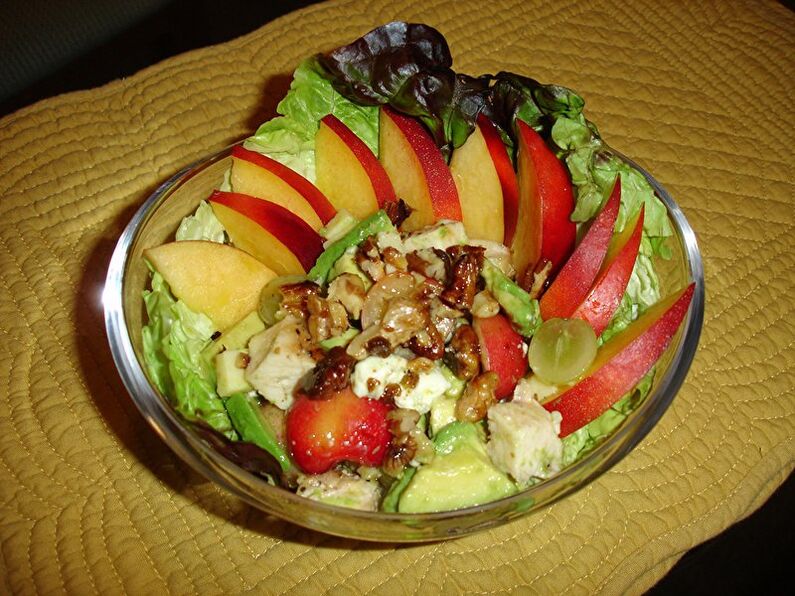 nut-fruit salad for strength